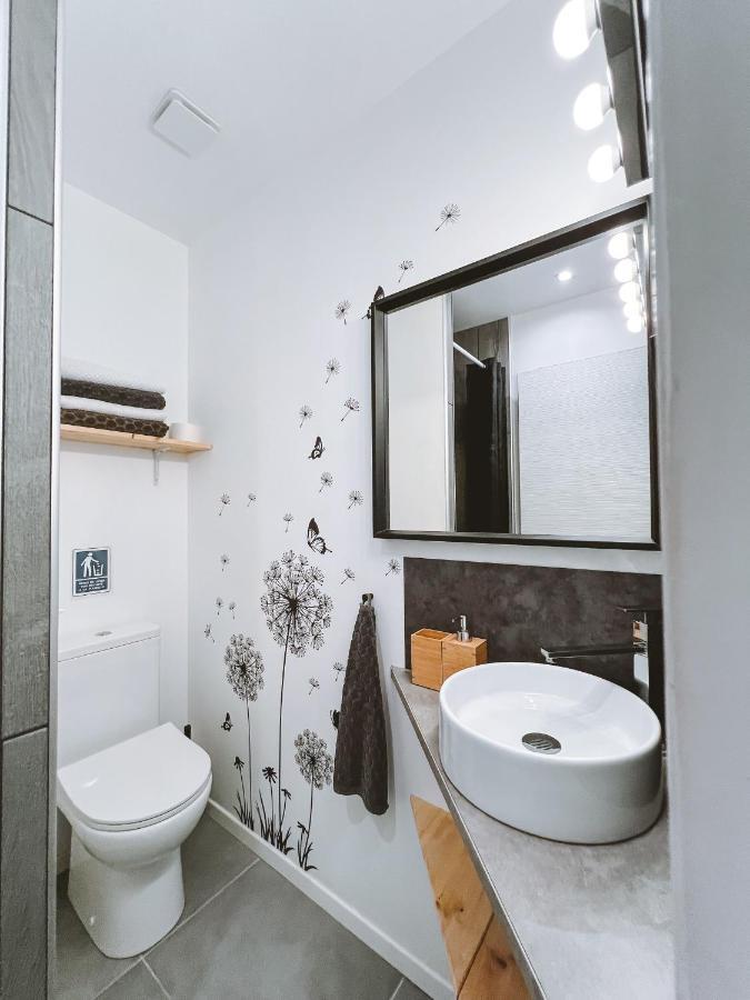Sky - Gite Meuble & Confort Drome - Ecolodgite Laveyron Exterior foto