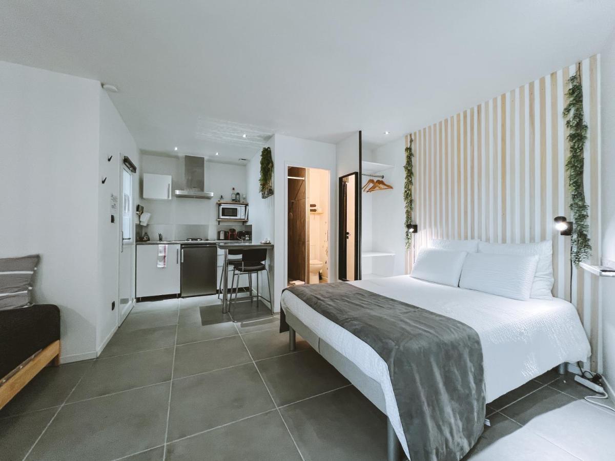 Sky - Gite Meuble & Confort Drome - Ecolodgite Laveyron Exterior foto