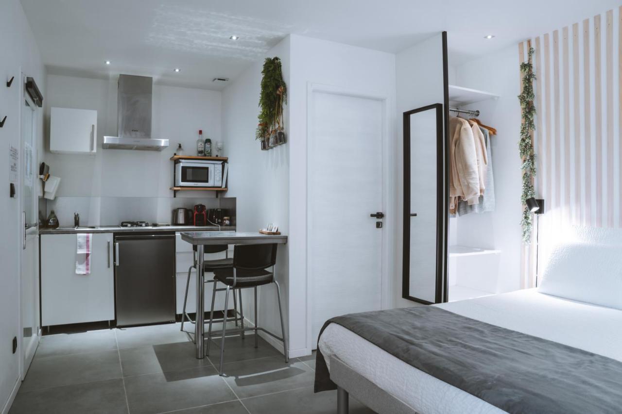 Sky - Gite Meuble & Confort Drome - Ecolodgite Laveyron Exterior foto