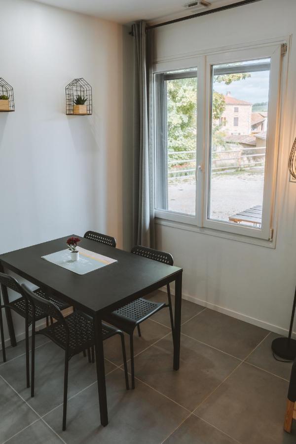 Sky - Gite Meuble & Confort Drome - Ecolodgite Laveyron Exterior foto